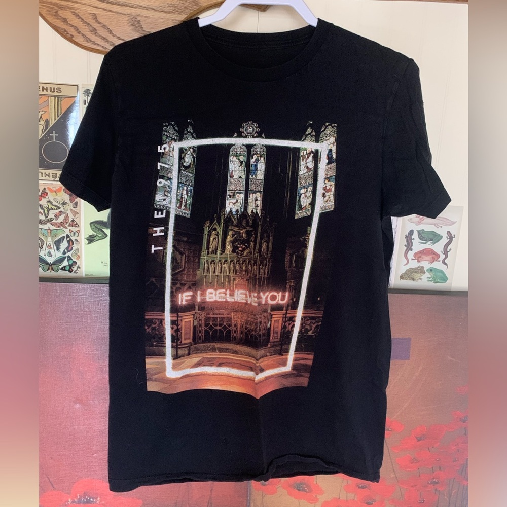 Hot Topic L Band Tee